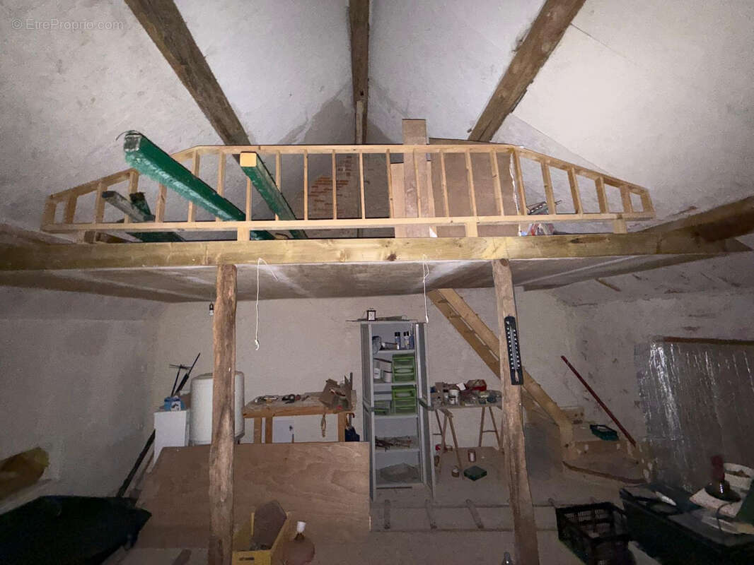 Maison à LA CELLE-SUR-NIEVRE