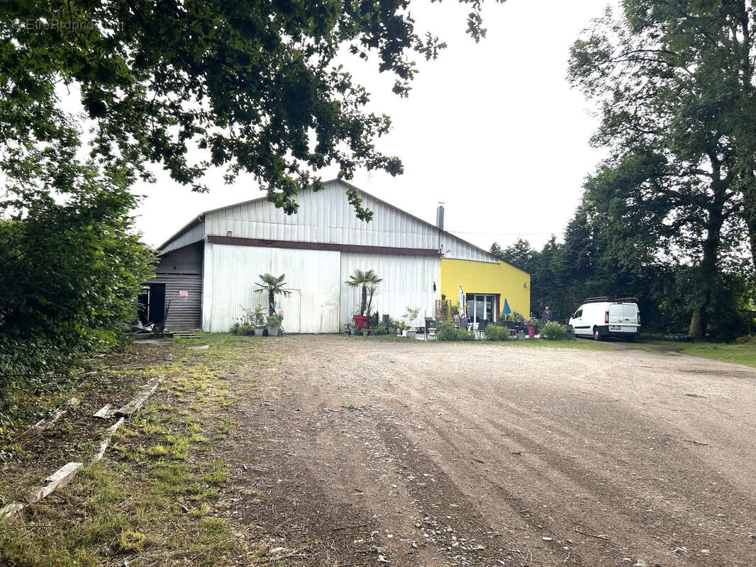 Maison à CHATEAU-CHINON(CAMPAGNE)