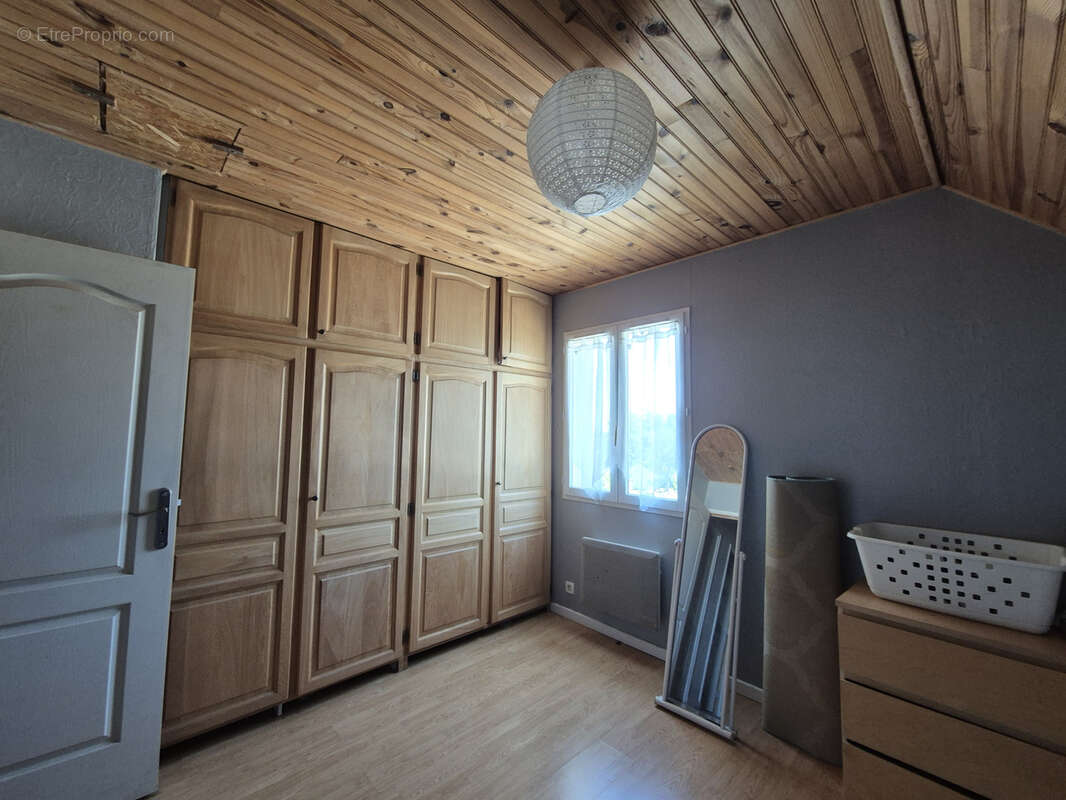 Maison à LAMARQUE-PONTACQ