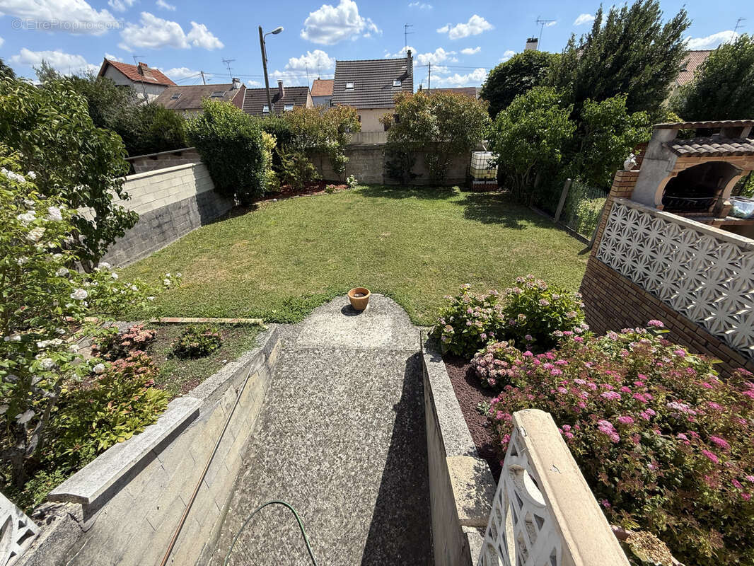 Maison à TREMBLAY-EN-FRANCE