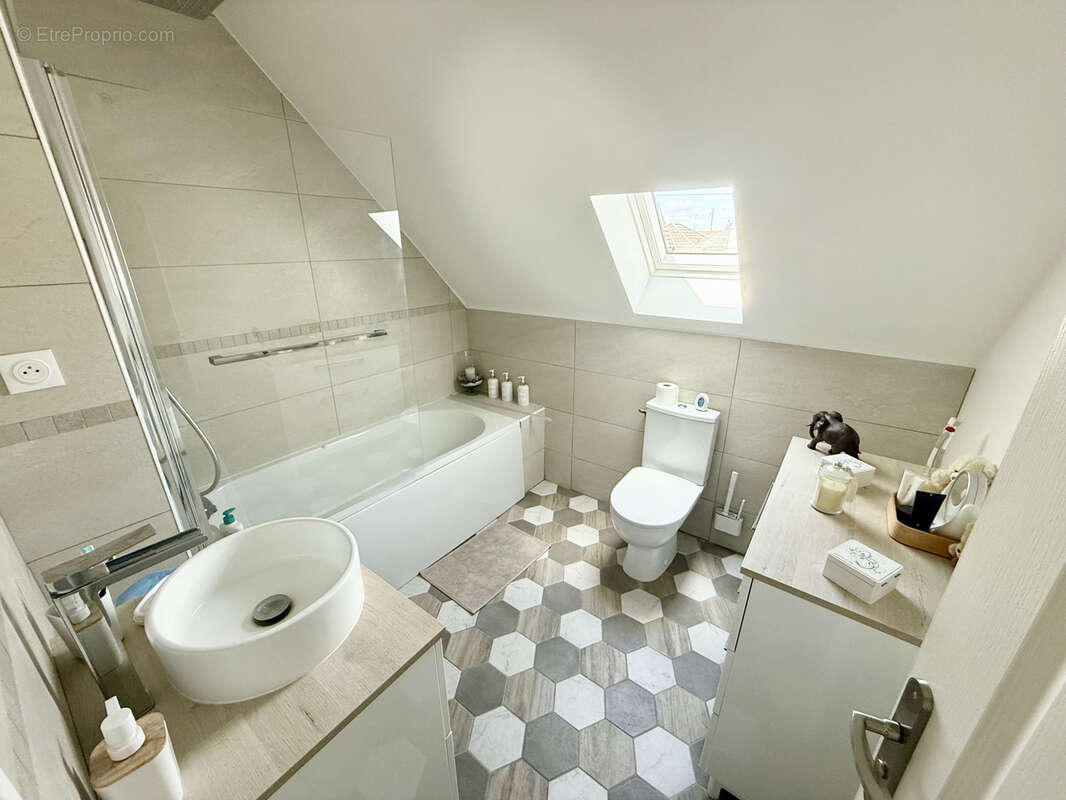 Maison à TREMBLAY-EN-FRANCE