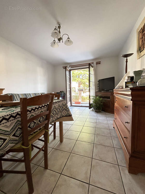 Appartement à BURES-SUR-YVETTE