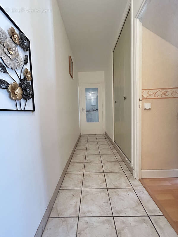 Appartement à BURES-SUR-YVETTE