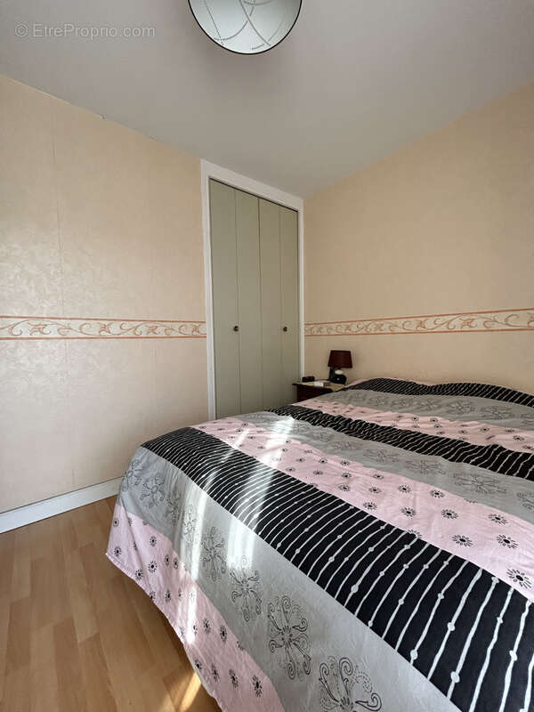 Appartement à BURES-SUR-YVETTE