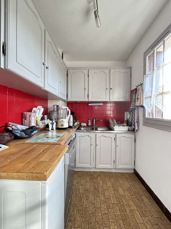 Appartement à BURES-SUR-YVETTE