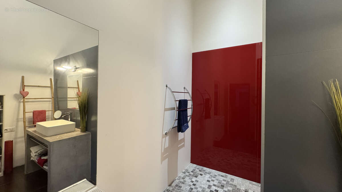 Appartement à AIX-LES-BAINS