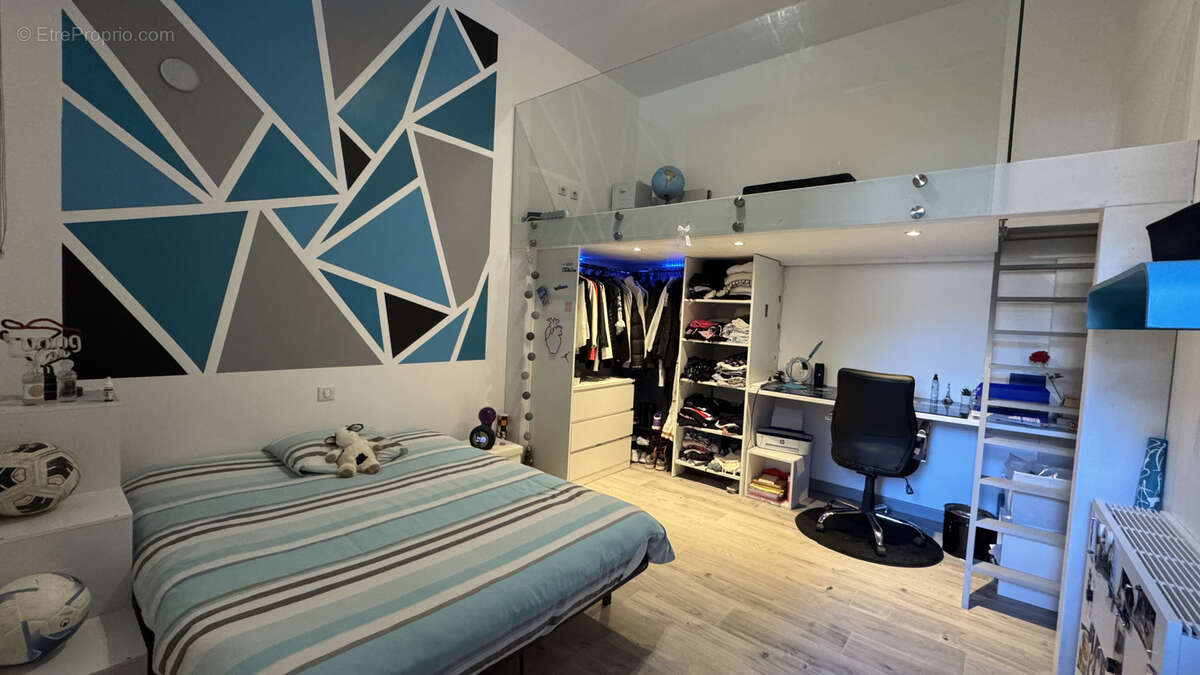 Appartement à AIX-LES-BAINS