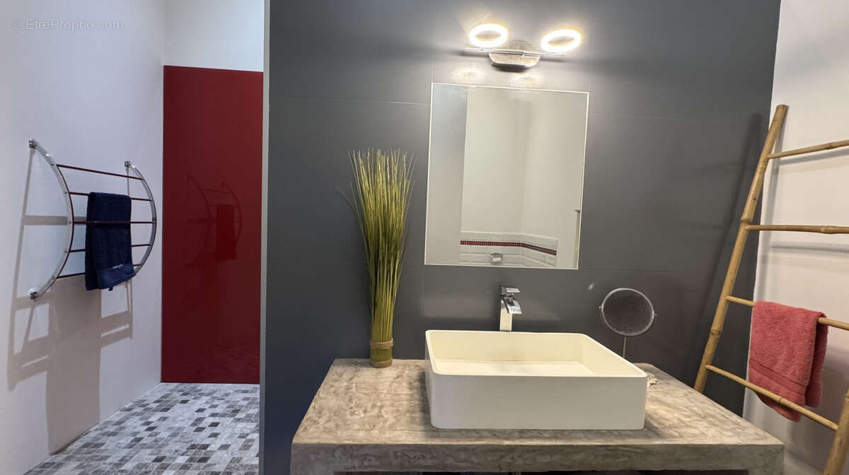 Appartement à AIX-LES-BAINS