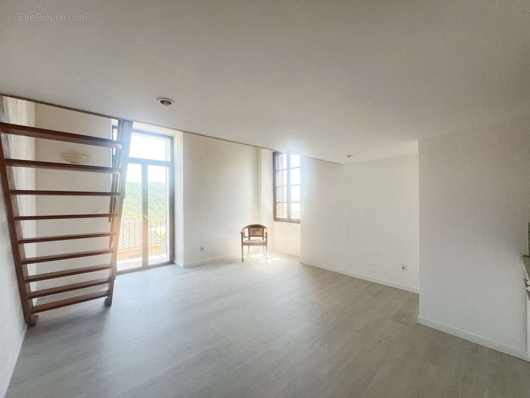 Appartement à SANTA-MARIA-SICHE