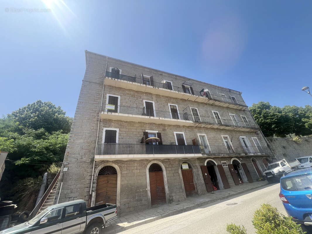 Appartement à SANTA-MARIA-SICHE