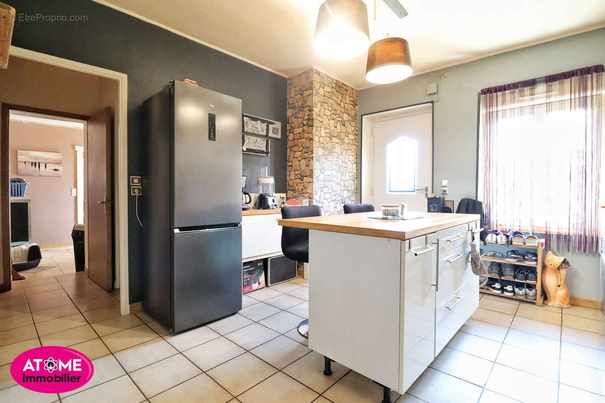 Maison à SAINTE-MARIE-AUX-CHENES