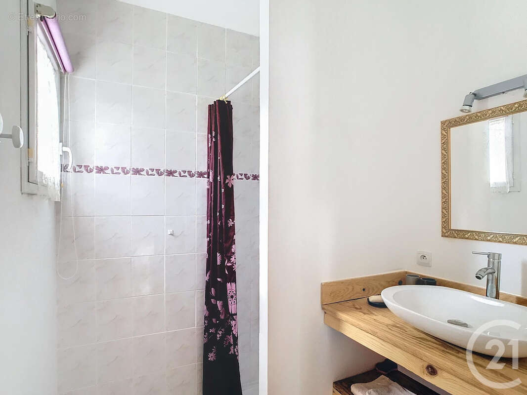 Maison à SAINT-MARTIN-DE-LONDRES