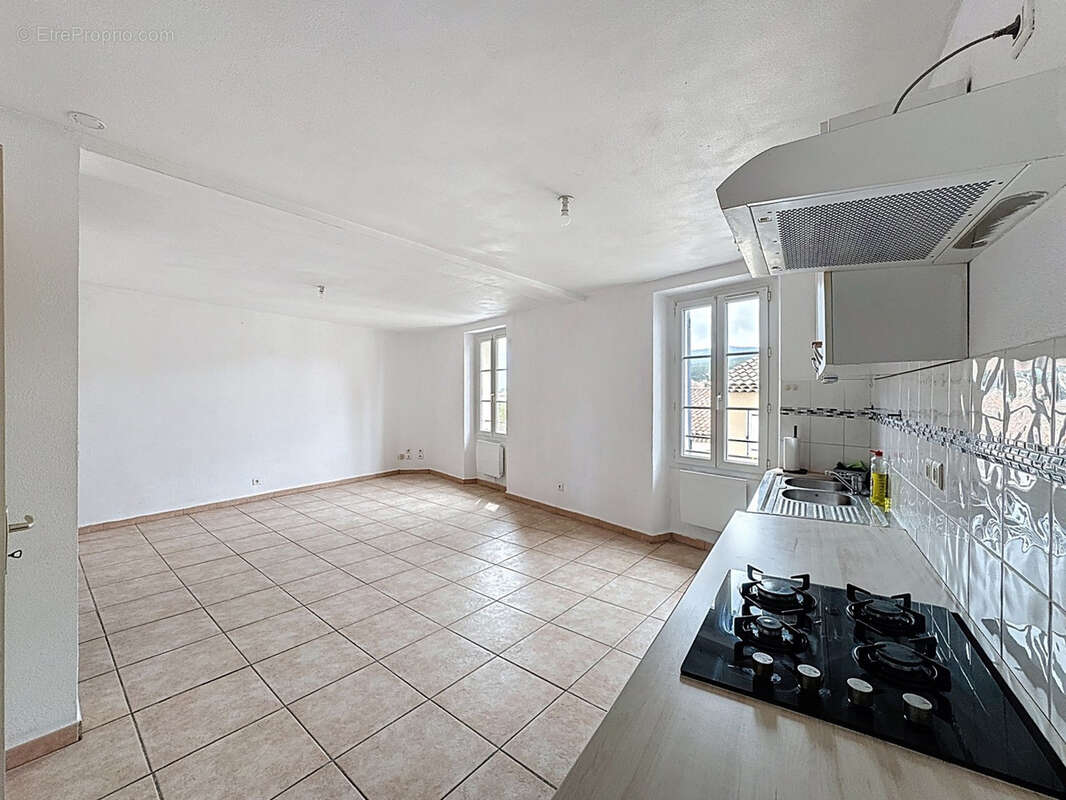 Appartement à TRETS