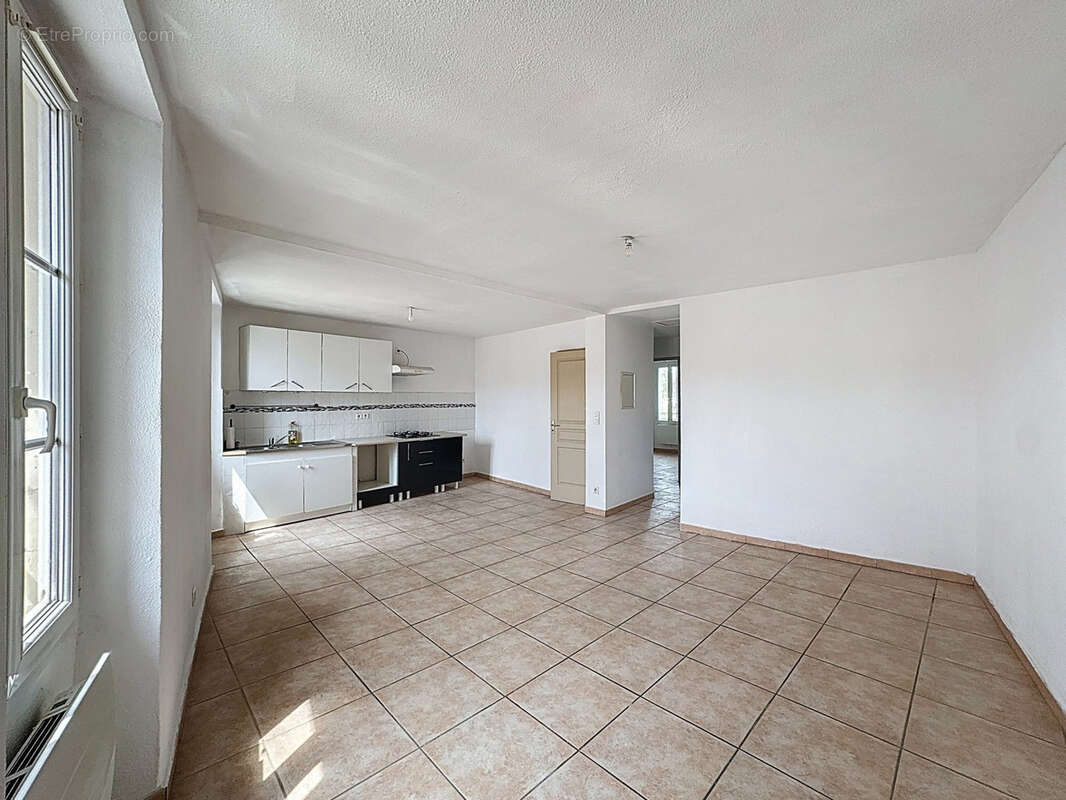 Appartement à TRETS