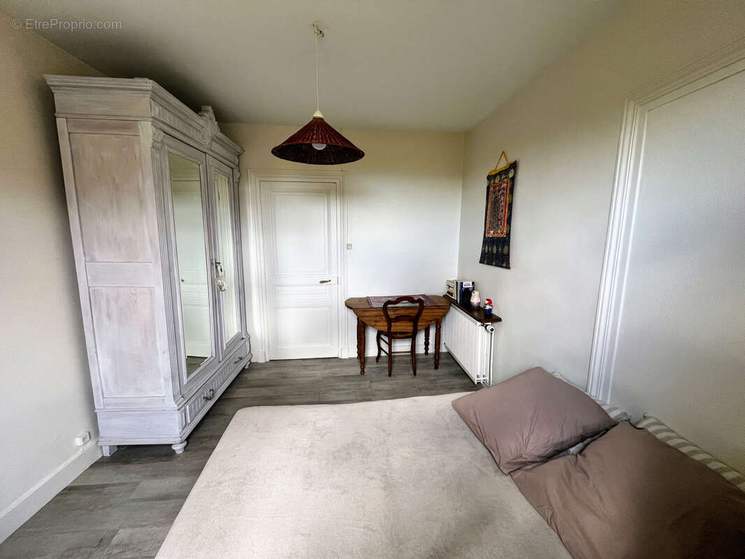 Maison à ROZIER-COTES-D&#039;AUREC