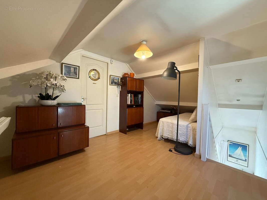 Maison à LE BLANC-MESNIL