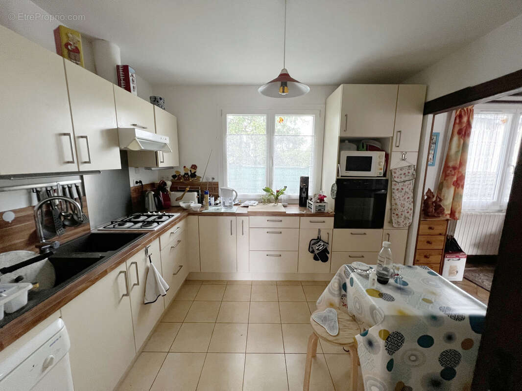 Maison à CHATELLERAULT