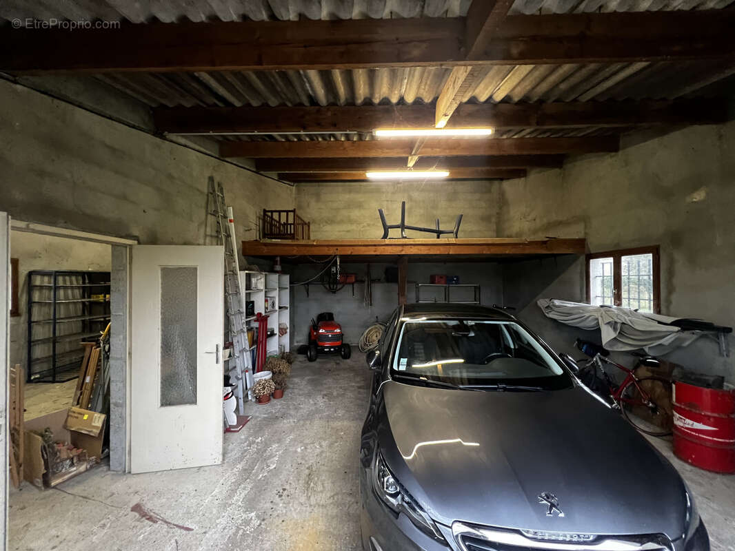 Terrain à INGRANDES