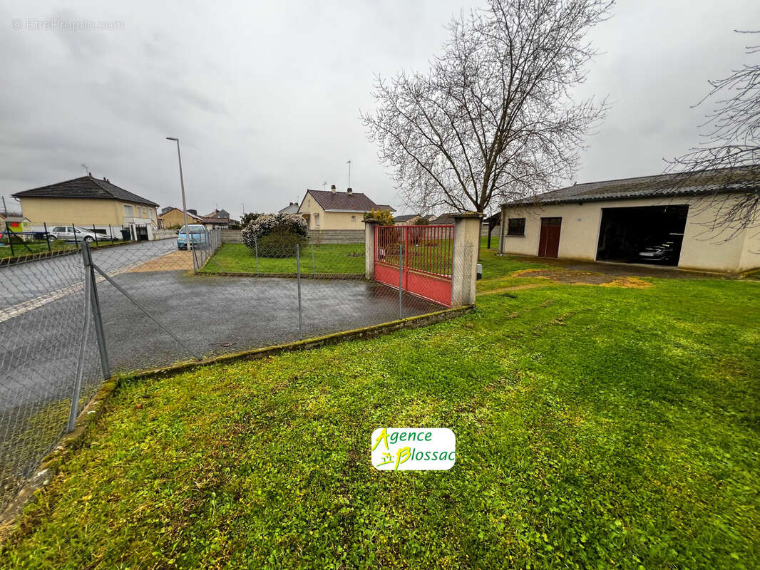 Terrain à INGRANDES