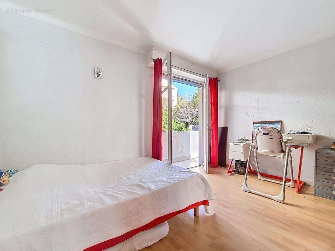 Appartement à LE CANNET