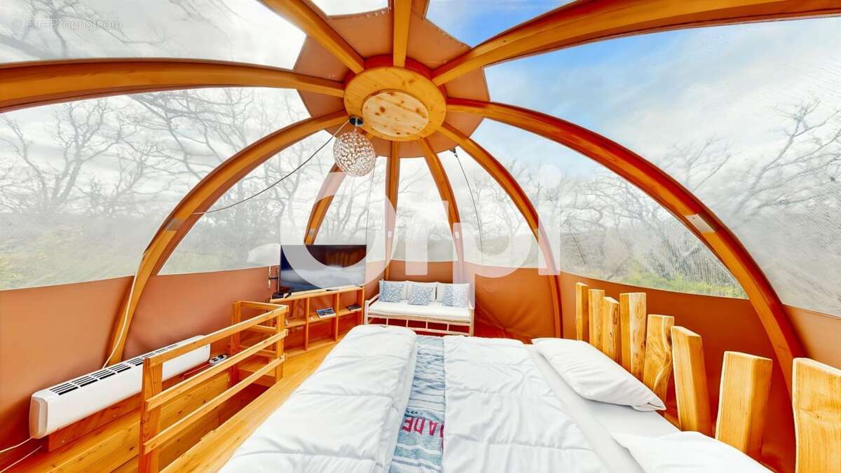 Maison à SAINT-ALBAN-AURIOLLES