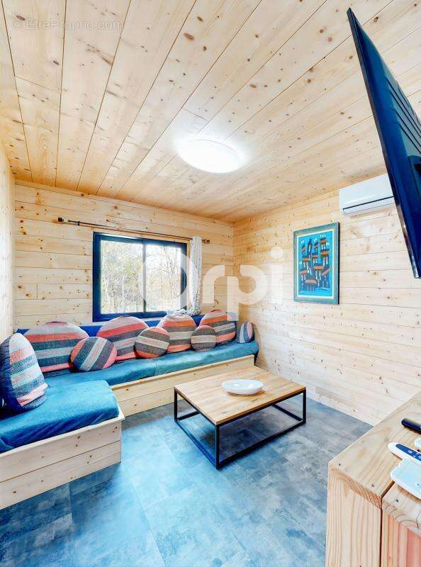 Maison à SAINT-ALBAN-AURIOLLES