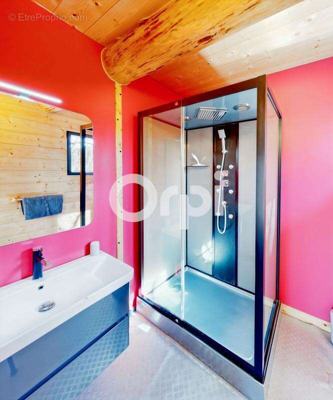 Maison à SAINT-ALBAN-AURIOLLES