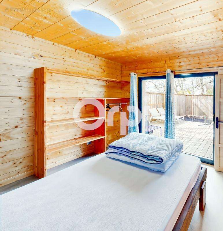 Maison à SAINT-ALBAN-AURIOLLES