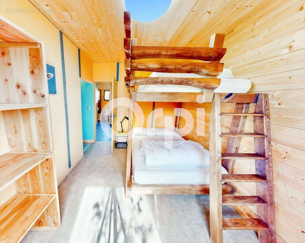 Maison à SAINT-ALBAN-AURIOLLES