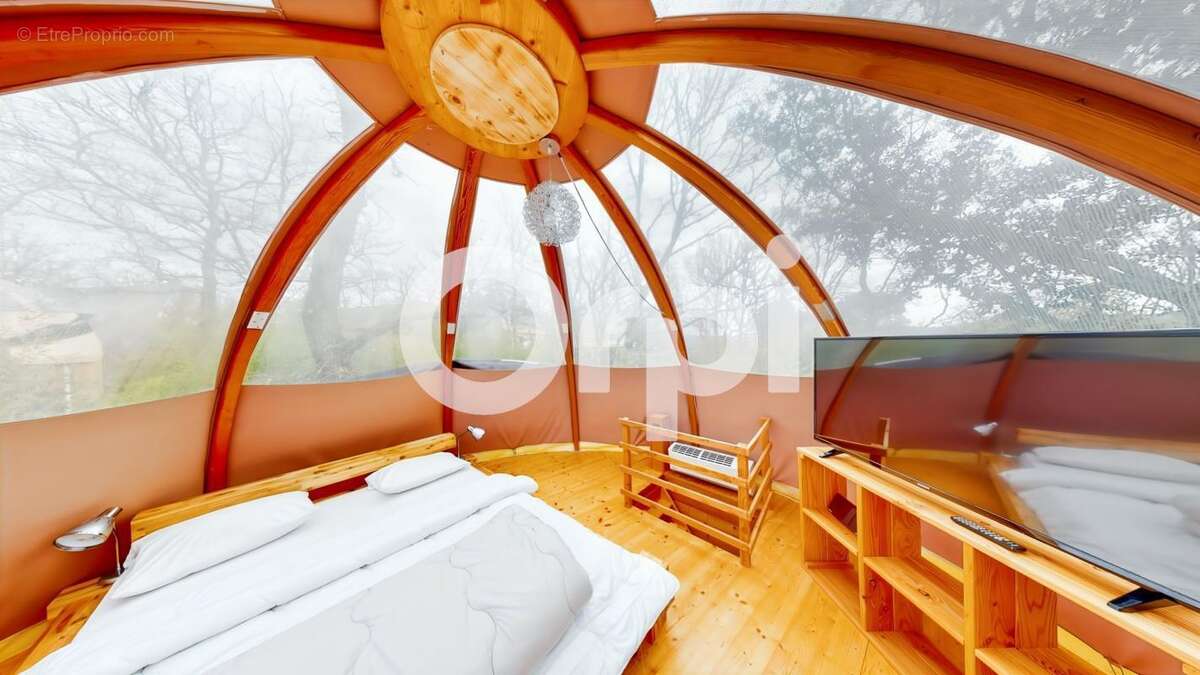 Maison à SAINT-ALBAN-AURIOLLES