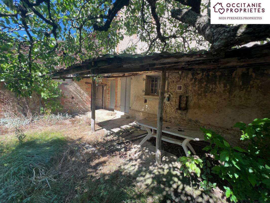 Maison à LEZAT-SUR-LEZE