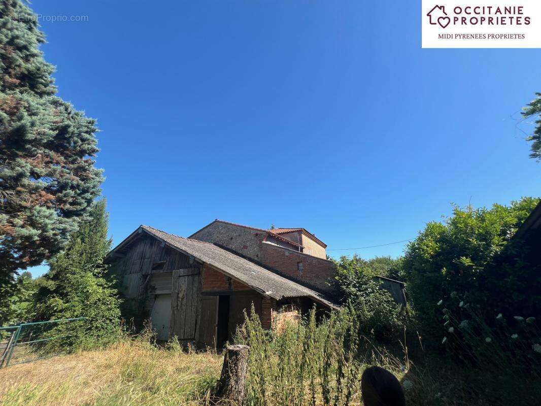 Maison à LEZAT-SUR-LEZE