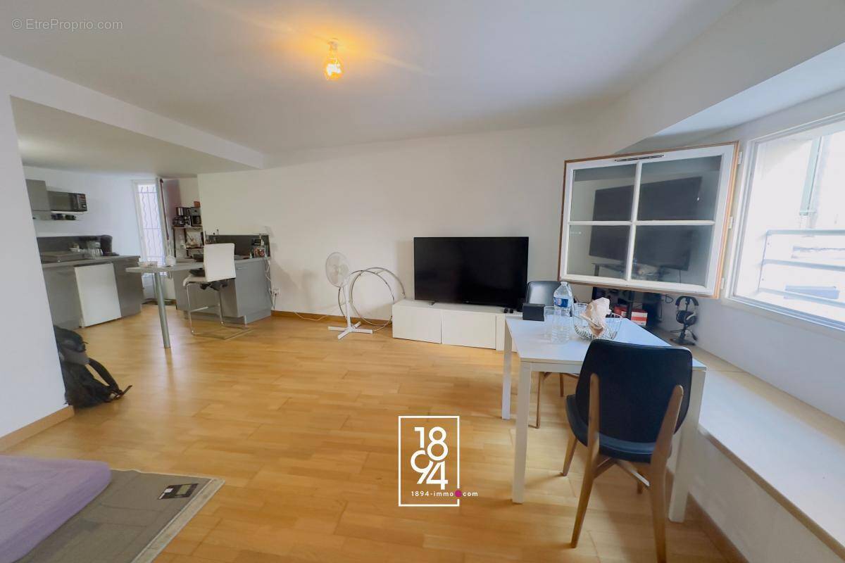 Appartement à NIMES