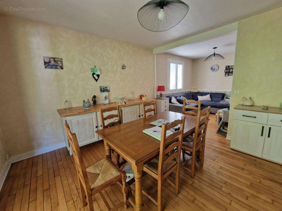 Maison à CHANCELADE