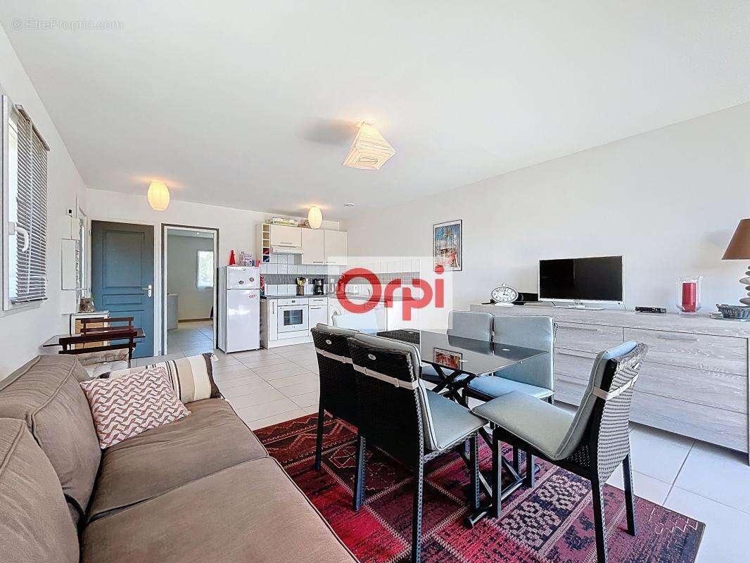 Appartement à LECCI