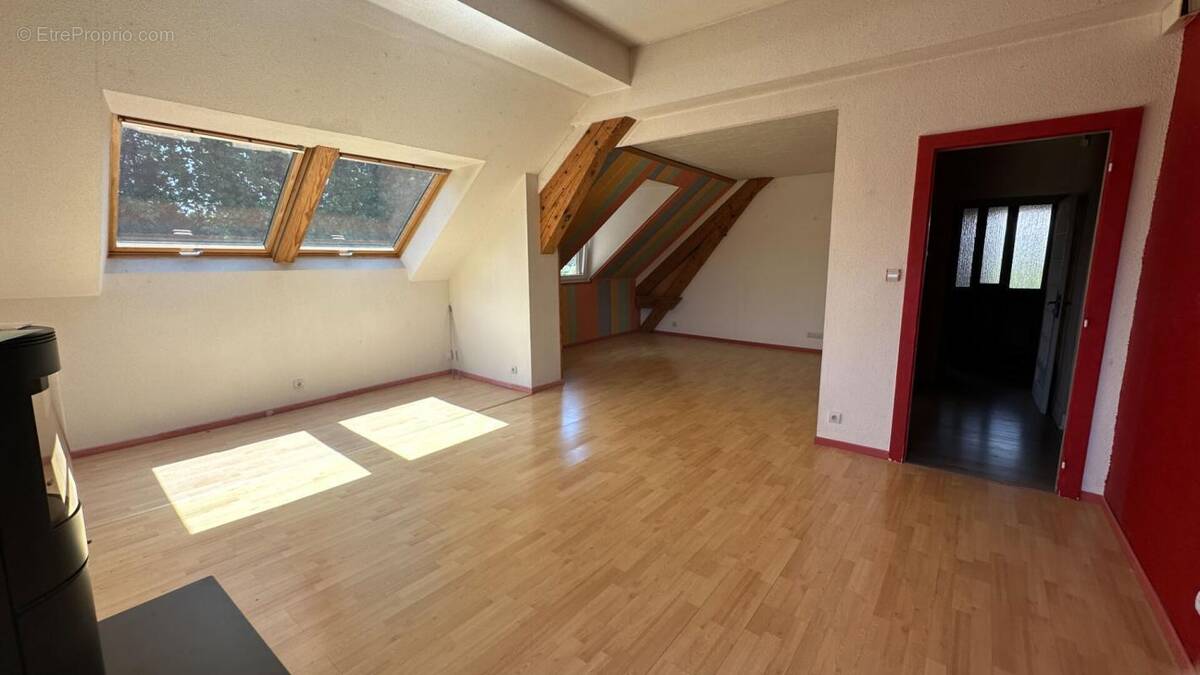 Appartement à VOUJEAUCOURT
