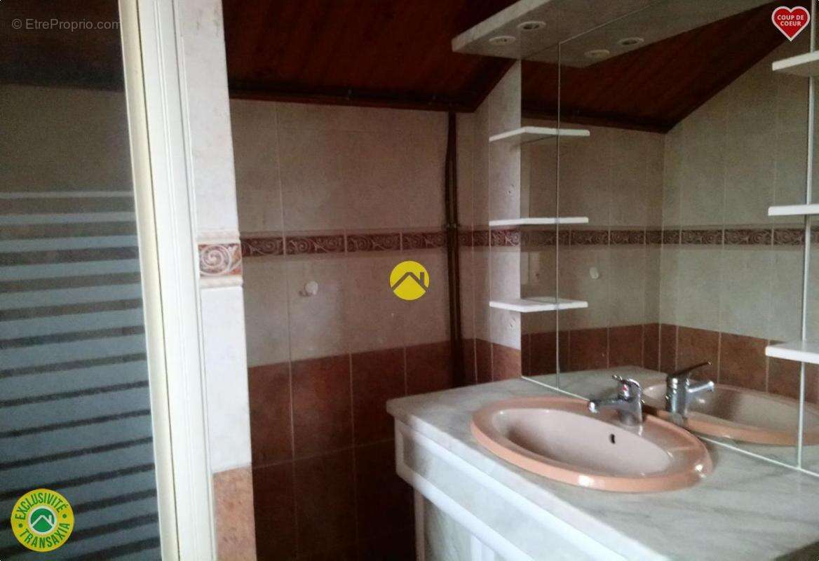 Maison à LURCY-LEVIS