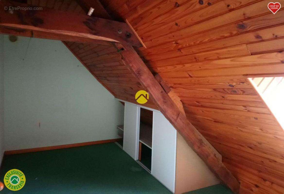 Maison à LURCY-LEVIS