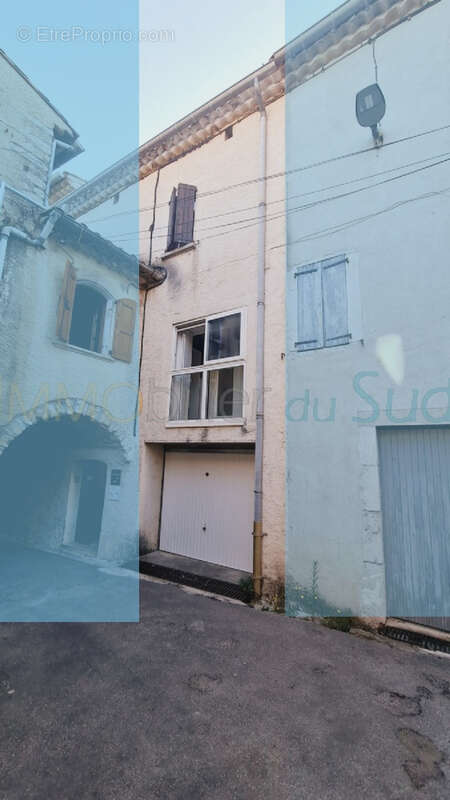 Appartement à LEZAN