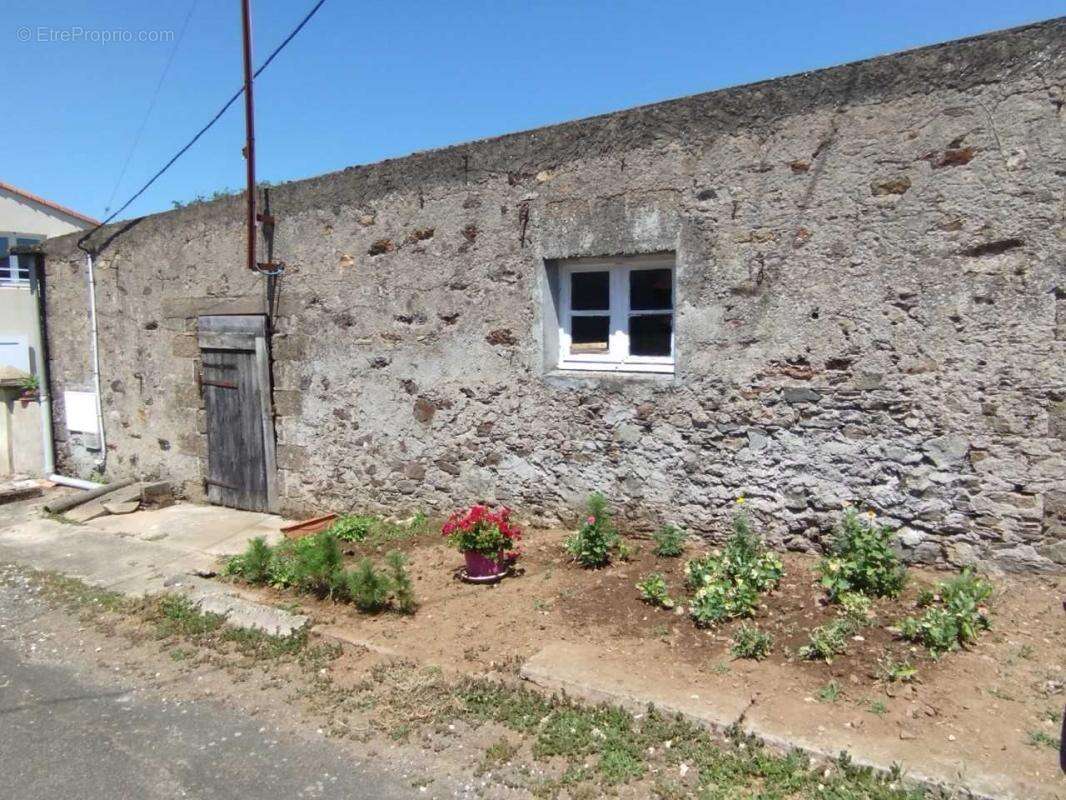 Maison à CORCOUE-SUR-LOGNE