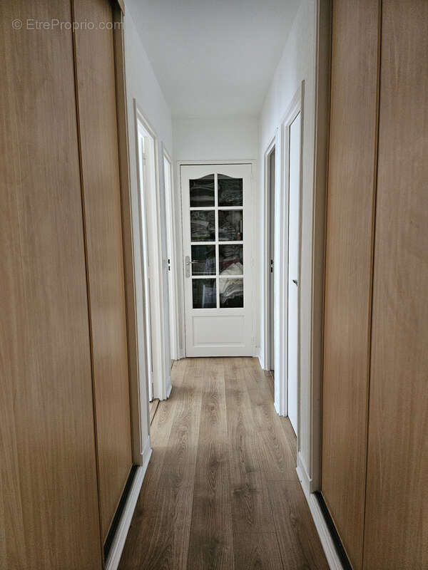 Appartement à MAREIL-MARLY