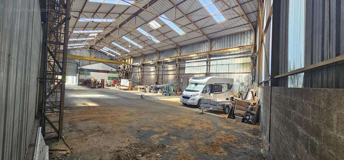 Commerce à LE PECHEREAU