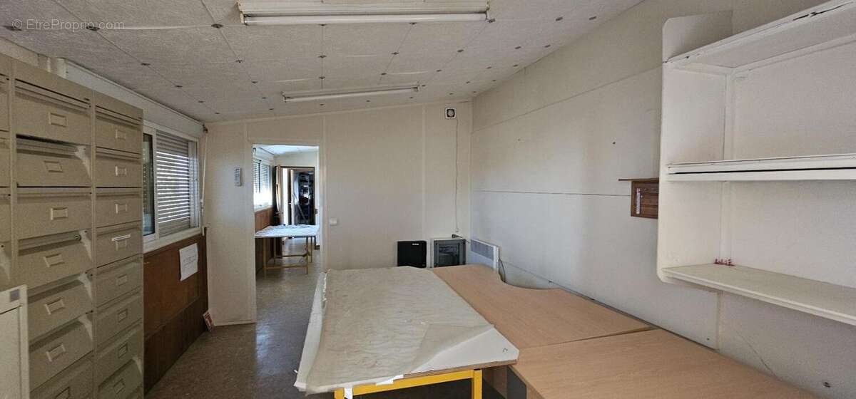 Commerce à LE PECHEREAU