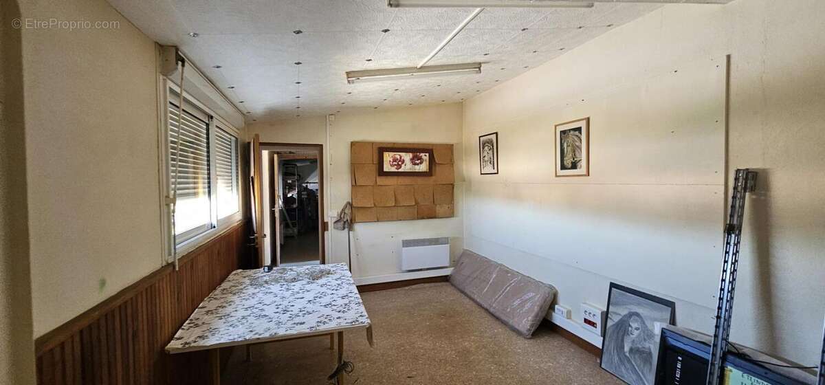 Commerce à LE PECHEREAU