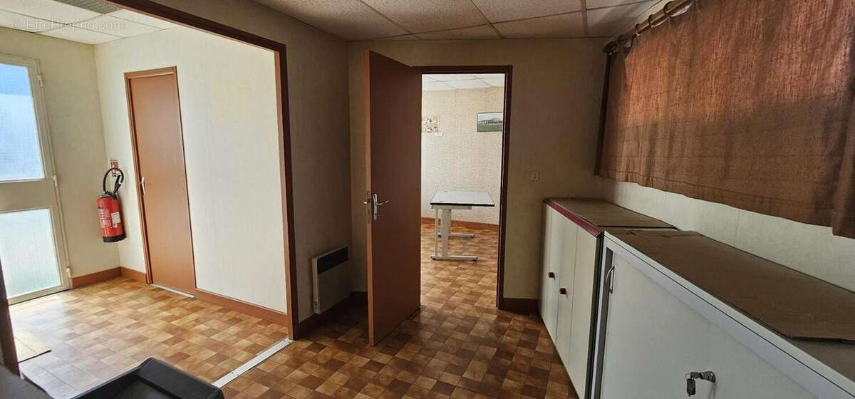 Commerce à LE PECHEREAU