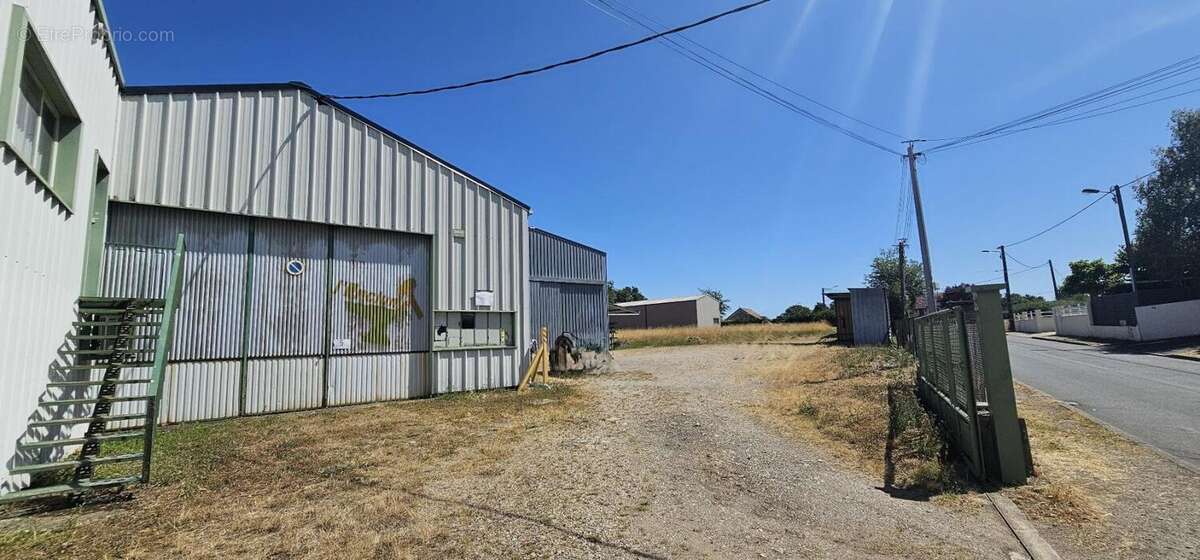 Commerce à LE PECHEREAU