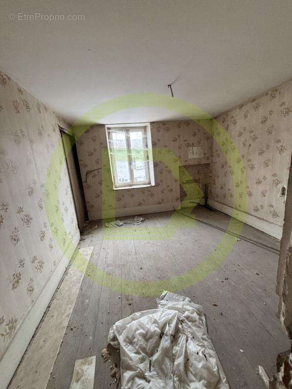 Appartement à LUXEUIL-LES-BAINS