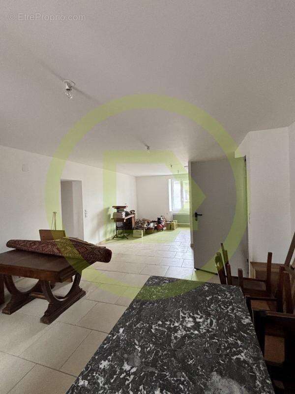 Appartement à LUXEUIL-LES-BAINS