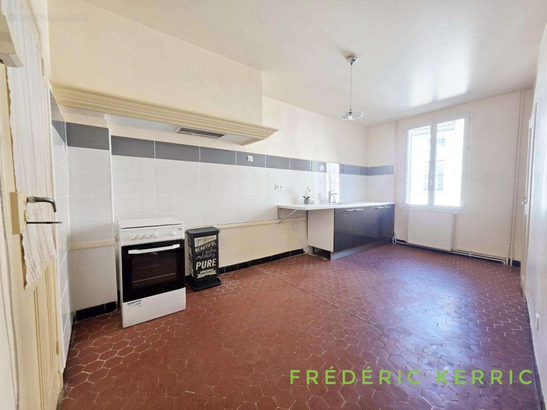 Appartement à LE LUC