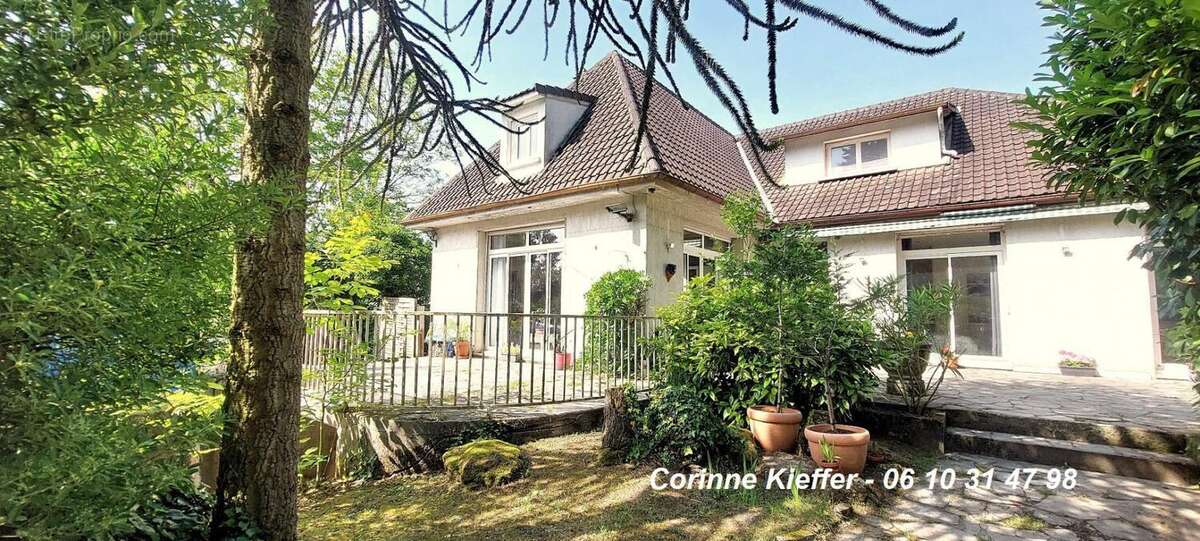 Maison à MERY-SUR-OISE